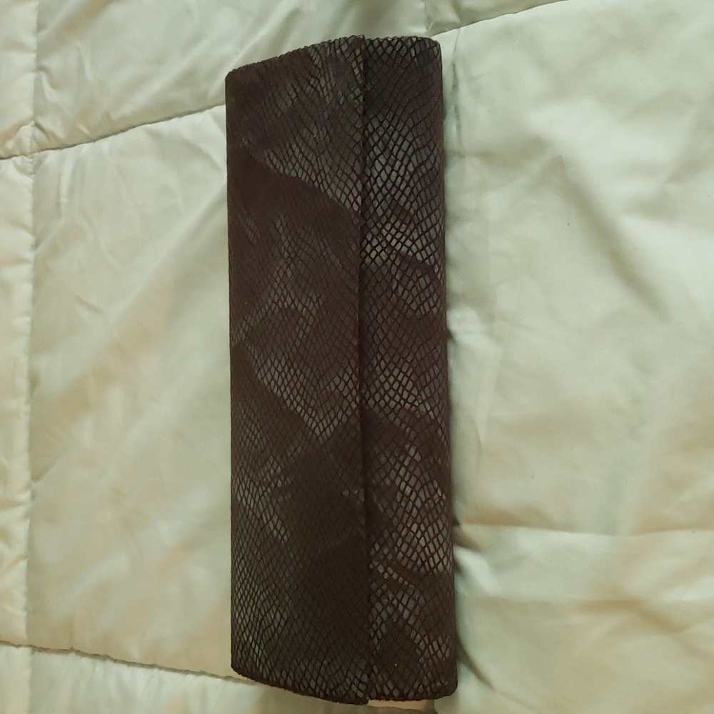 CLUTCH BAG